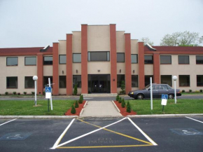  Budget Inn & Suites  Wall Township